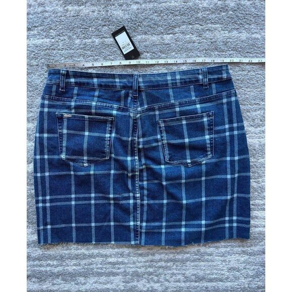 City Chic NWT Plus Size Gingham Mini Denim Skirt Preppy Coquette Retro Chic - Picture 5 of 6